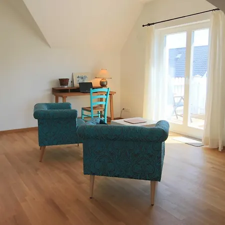 124m_ferienhaus Mit Meerblick * Freest